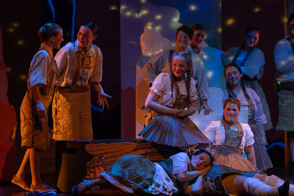 opROA_hanselGretel_20260326-0991.jpg
